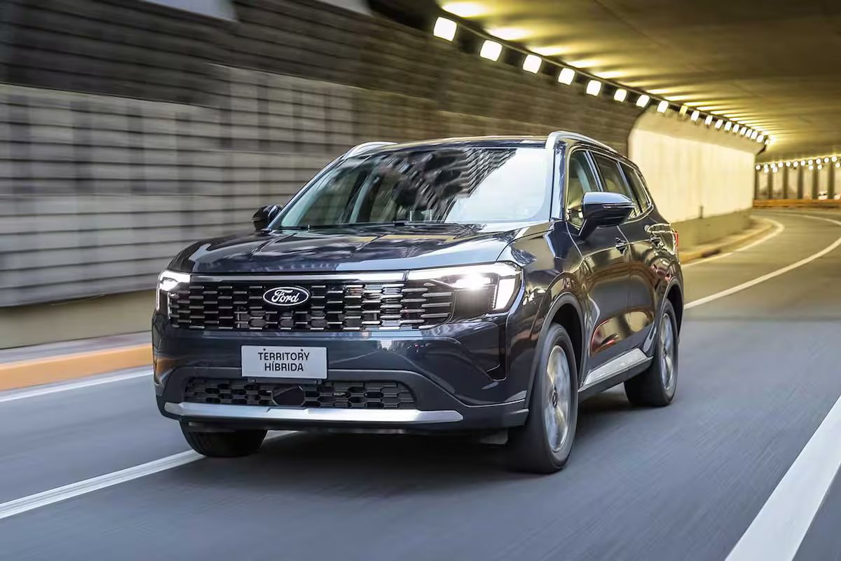 Cada vez mais carros elétricos estão sendo vendidos. 300% mais patentes que no ano passado
