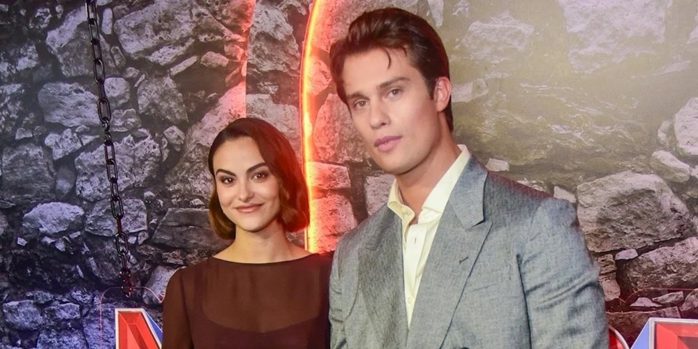 Camila Mendes e Nicholas Galitzine trazem ‘Mestres do Universo’ ao Brasil para sua última estreia – Just Jared – Celebrity News & Gossip