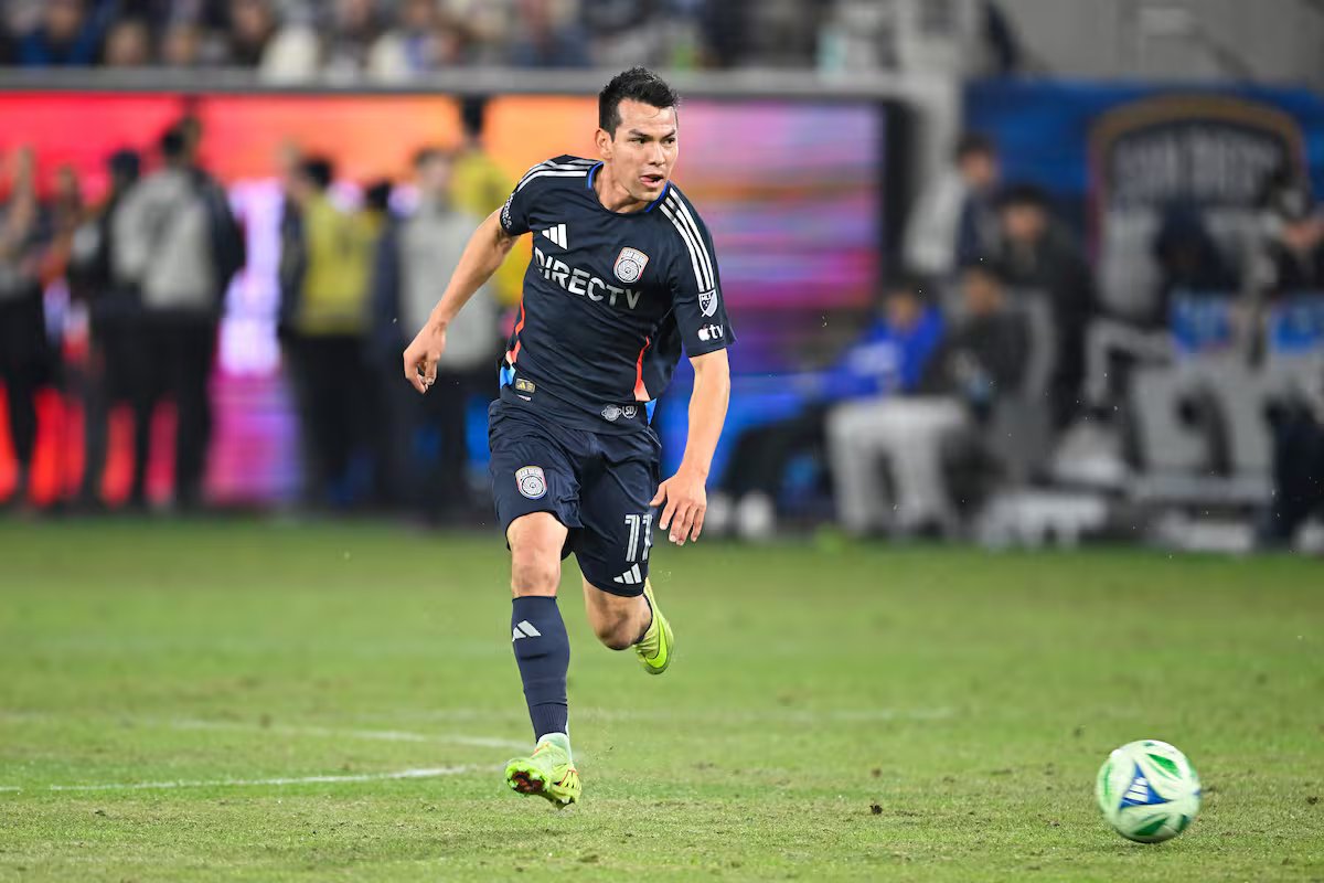 Chucky Lozano não está jogando e é o mexicano mais bem pago da MLS. Messi ganha três vezes mais.