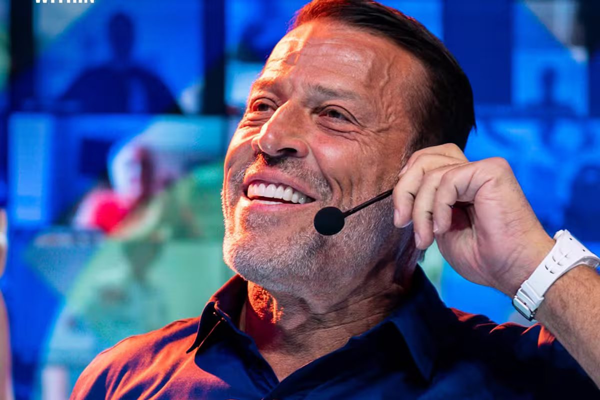 Citação de mudança de vida do especialista em crescimento pessoal Tony Robbins que se tornou viral