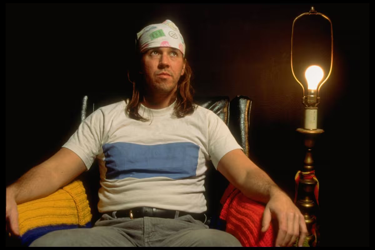 David Foster Wallace. “É incrivelmente difícil fazer isso, permanecer consciente e vivo no mundo adulto.”