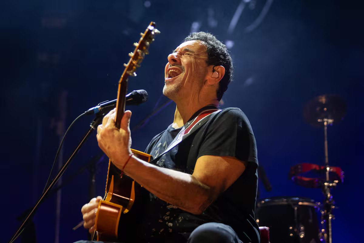 Davididos deu mais uma palestra de rock nos mosteiros de música argentina