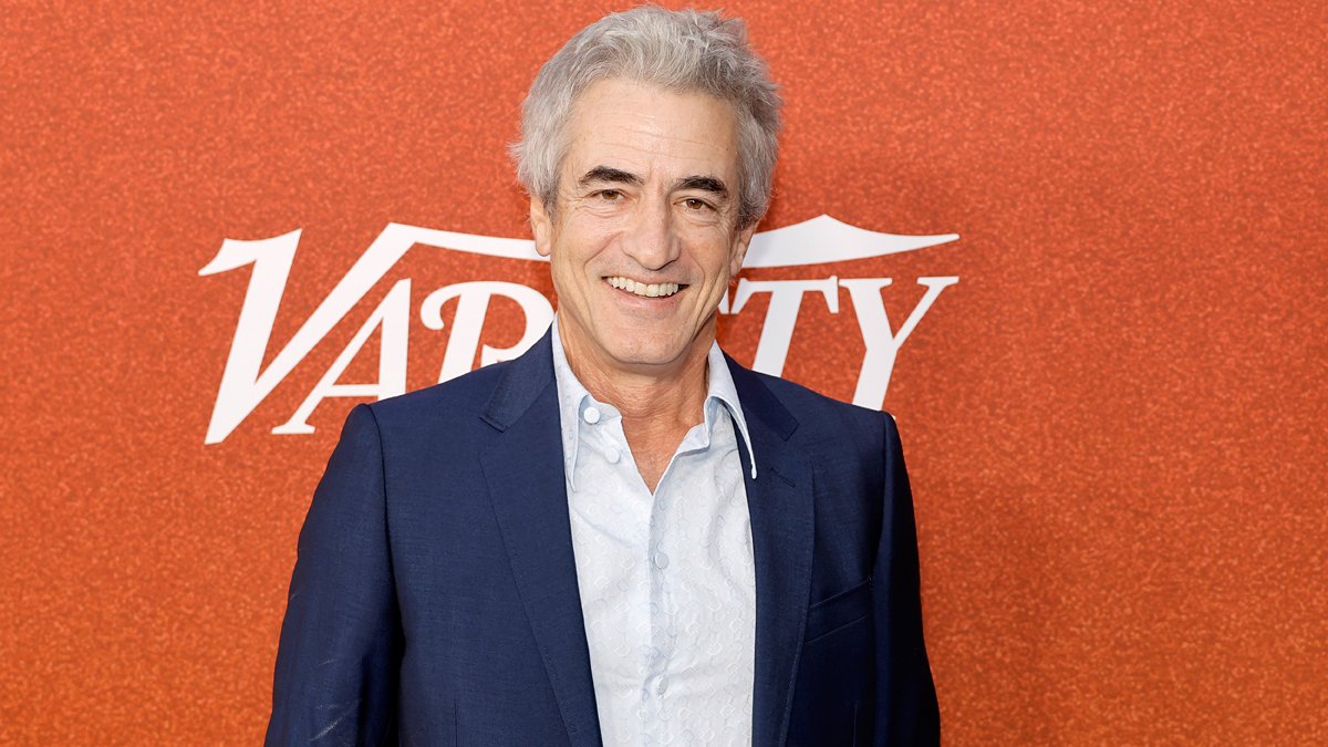 Dermot Mulroney confirma o retorno do elenco principal para a sequência de ‘The Family Stone’ – Just Jared – Celebrity News & Gossip