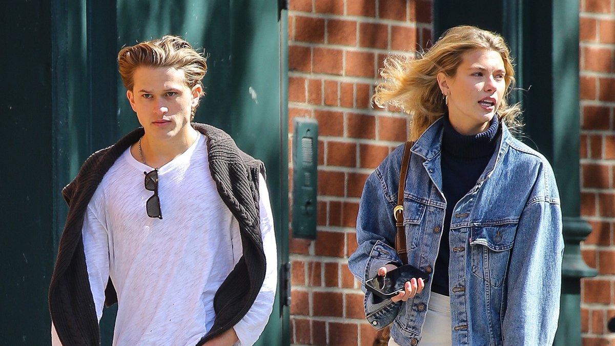 Diácono Phillippe é visto andando por Nova York com a modelo Abigael Boivin – Just Jared – Celebrity News & Gossip