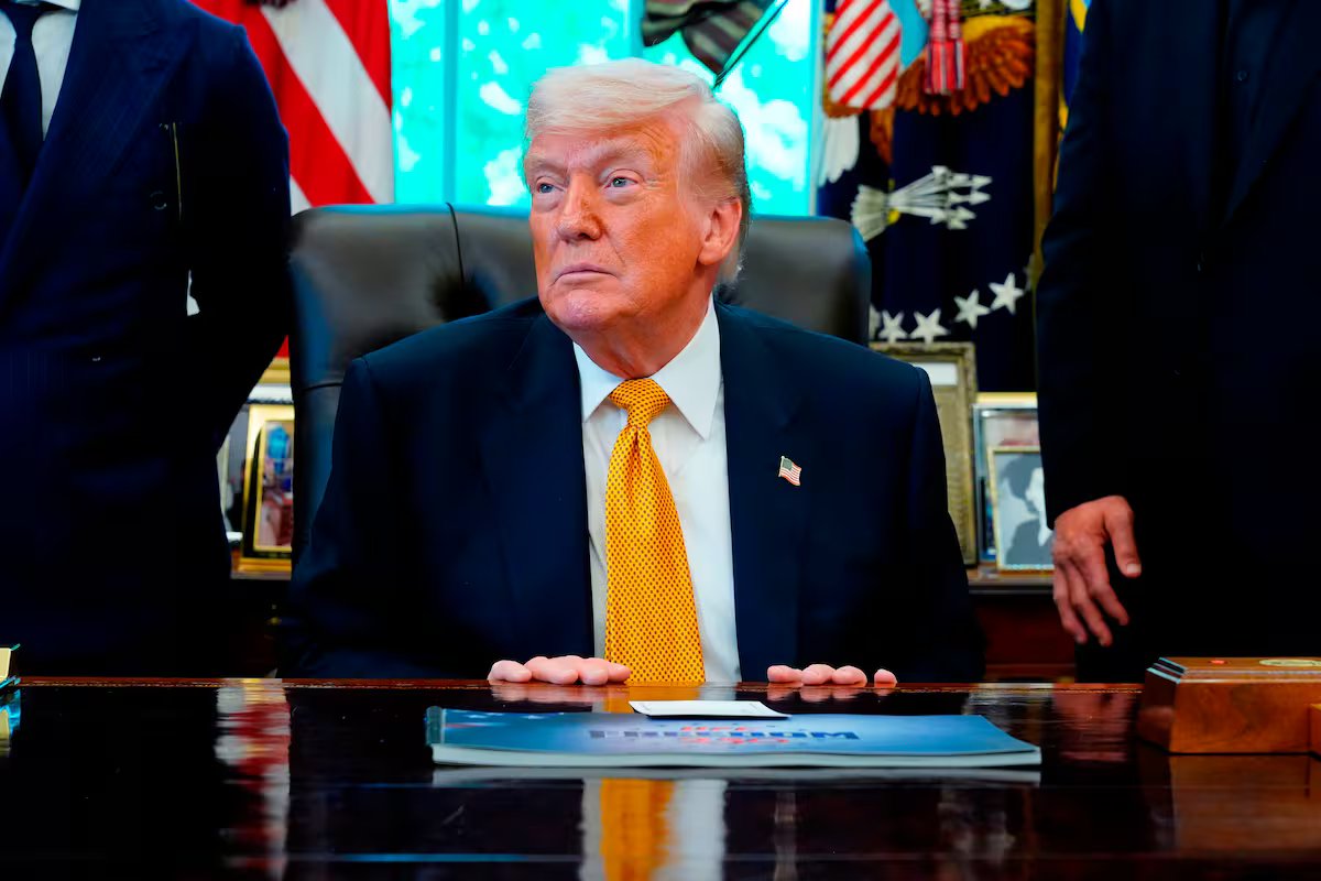 Donald Trump ameaçou o Irão com novos ataques se o acordo de paz não for assinado “rapidamente”.