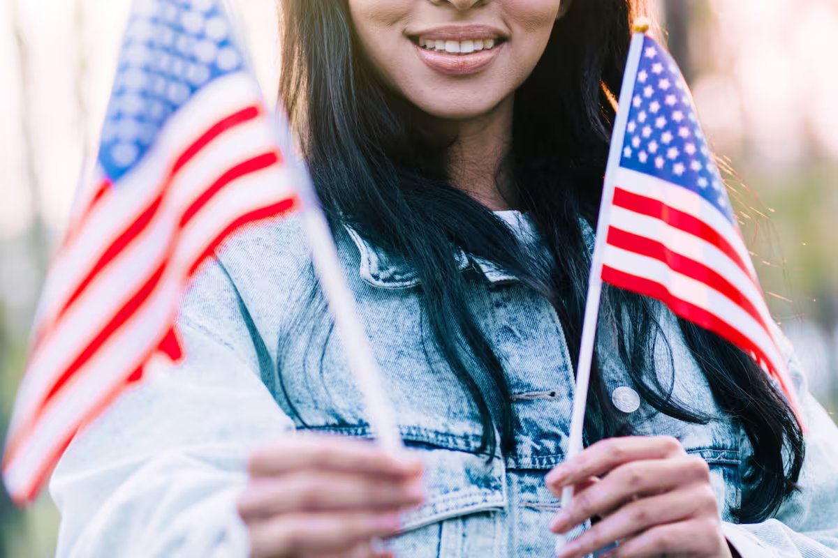 É oficial. O DHS estende imediatamente o TPS para um grupo de imigrantes nos EUA.