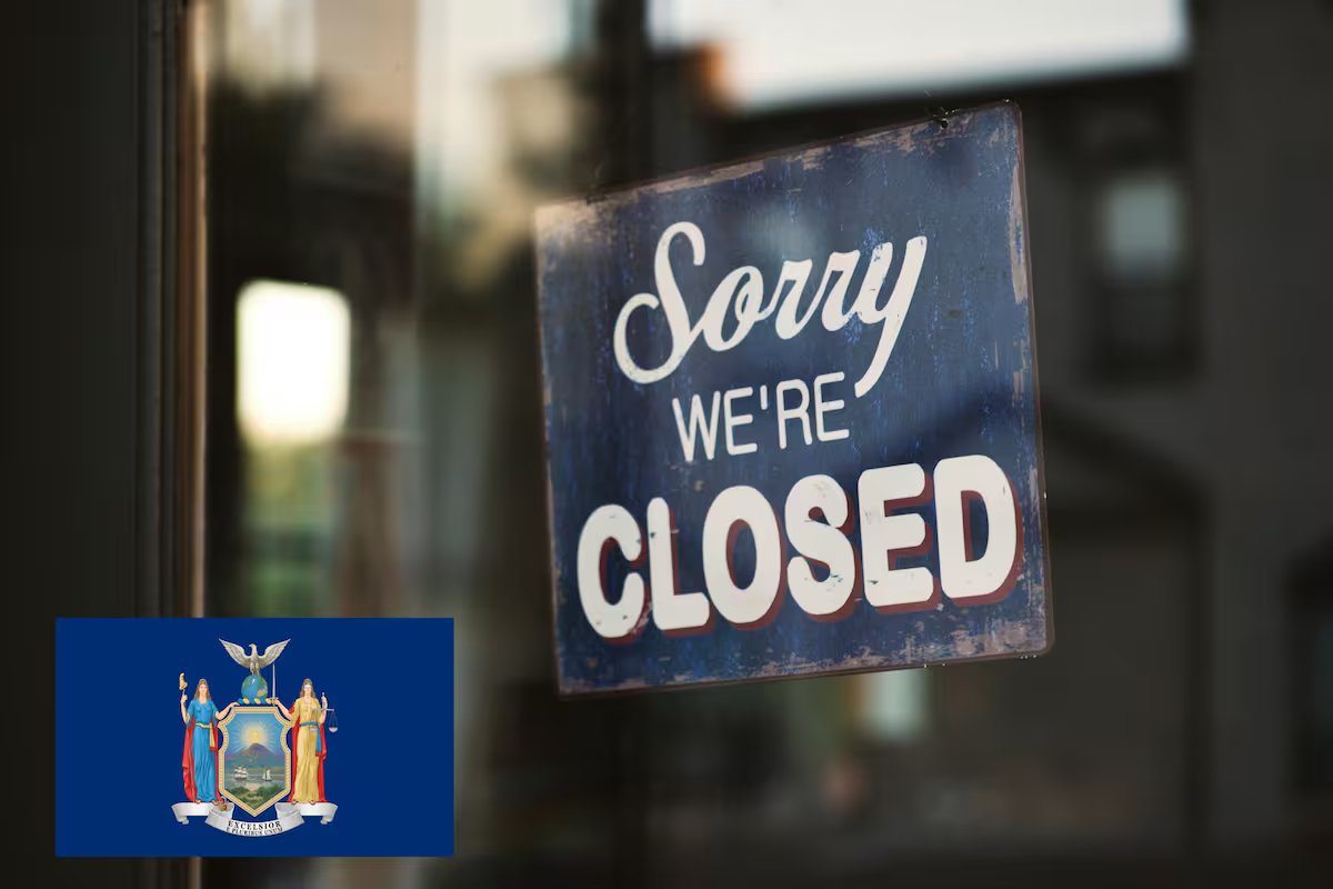 É oficial. todos os serviços e bancos abrindo e fechando em Nova York neste Memorial Day 2026