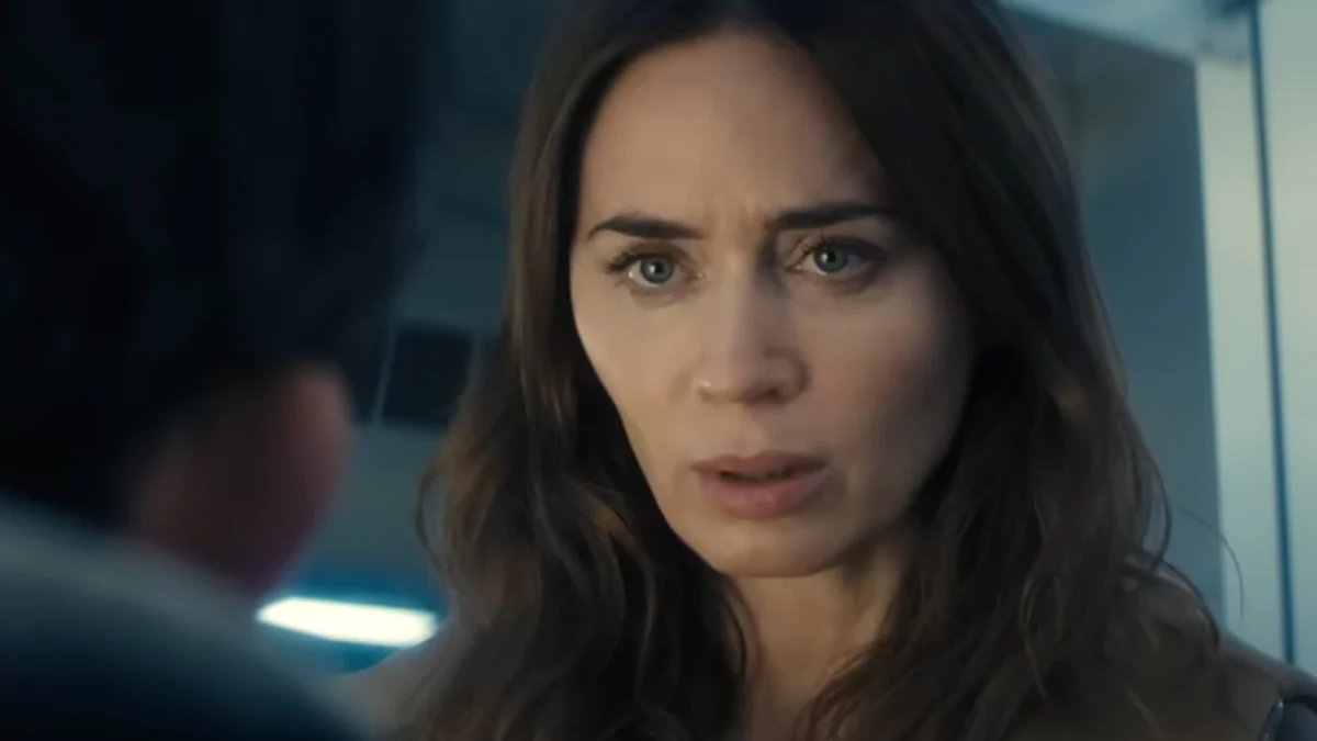 Emily Blunt explica por que recusou a IA para a cena principal no ‘Dia da Divulgação’ – Just Jared – Celebrity News & Gossip