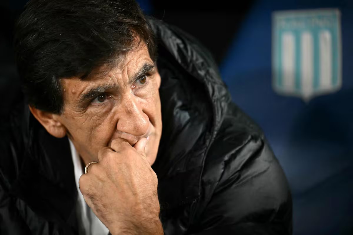 Gustavo Costas falou sobre sua continuação no cargo de treinador do “Racing”. “Deve ser analisado”