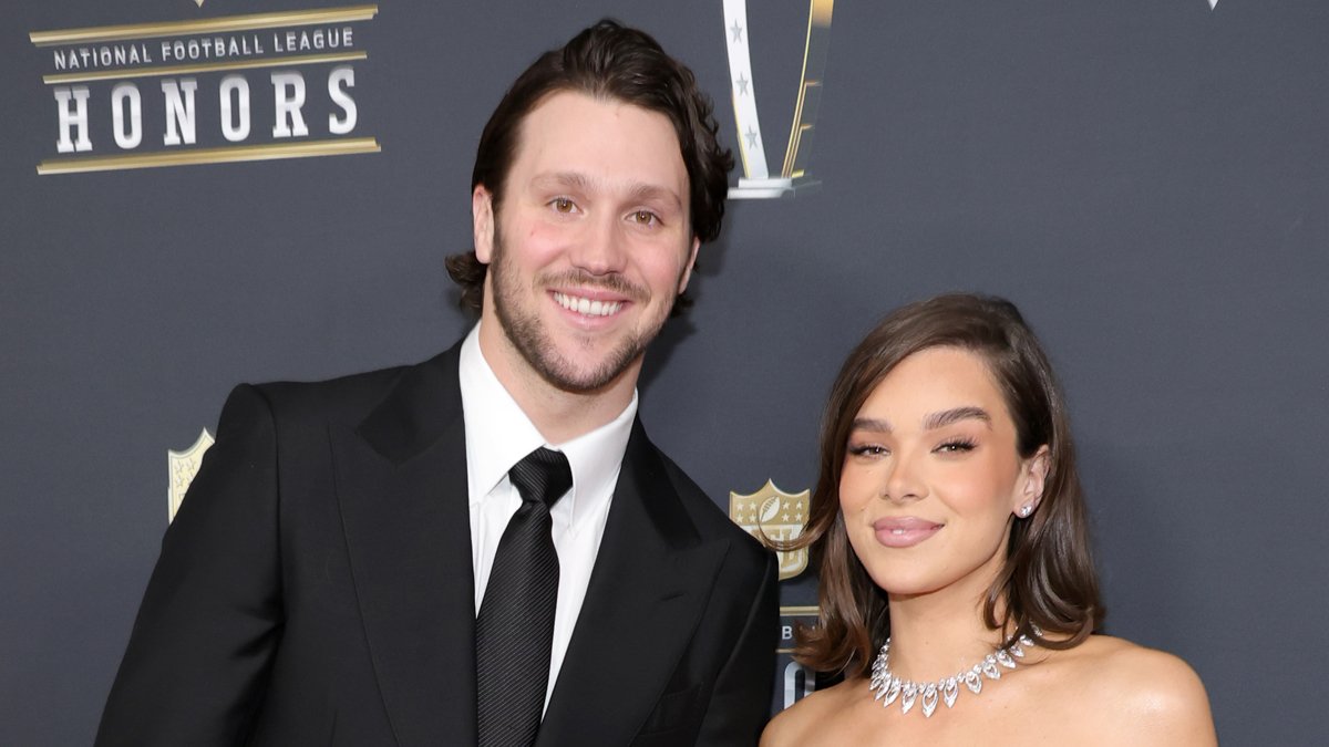 Hailee Steinfeld compartilha as primeiras fotos dela e da filha de Josh Allen em homenagem ao Dia das Mães! – Just Jared – Notícias e fofocas sobre celebridades