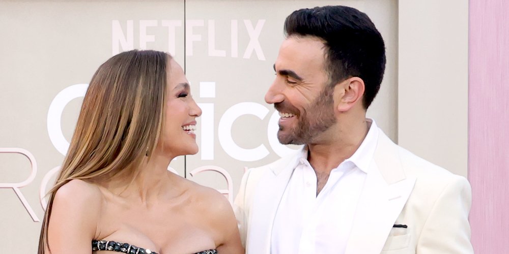 Jennifer Lopez deslumbra na estreia de ‘Office Romance’ com Brett Goldstein e muito mais! – Just Jared – Notícias e fofocas sobre celebridades