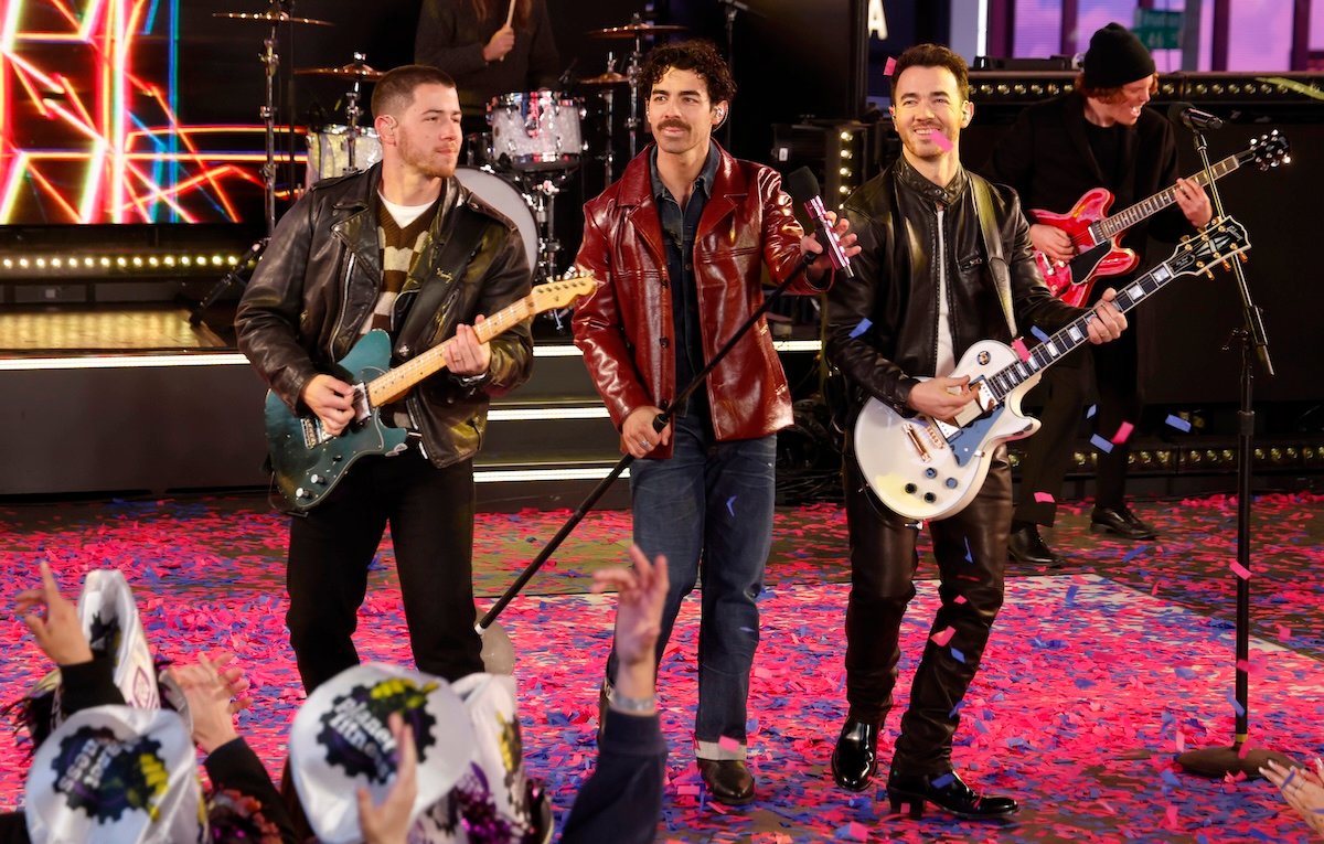 Jonas Brothers lançam seu próprio podcast, ‘Hey Jonas!’: Assistir ao trailer – Just Jared – Celebrity News & Gossip
