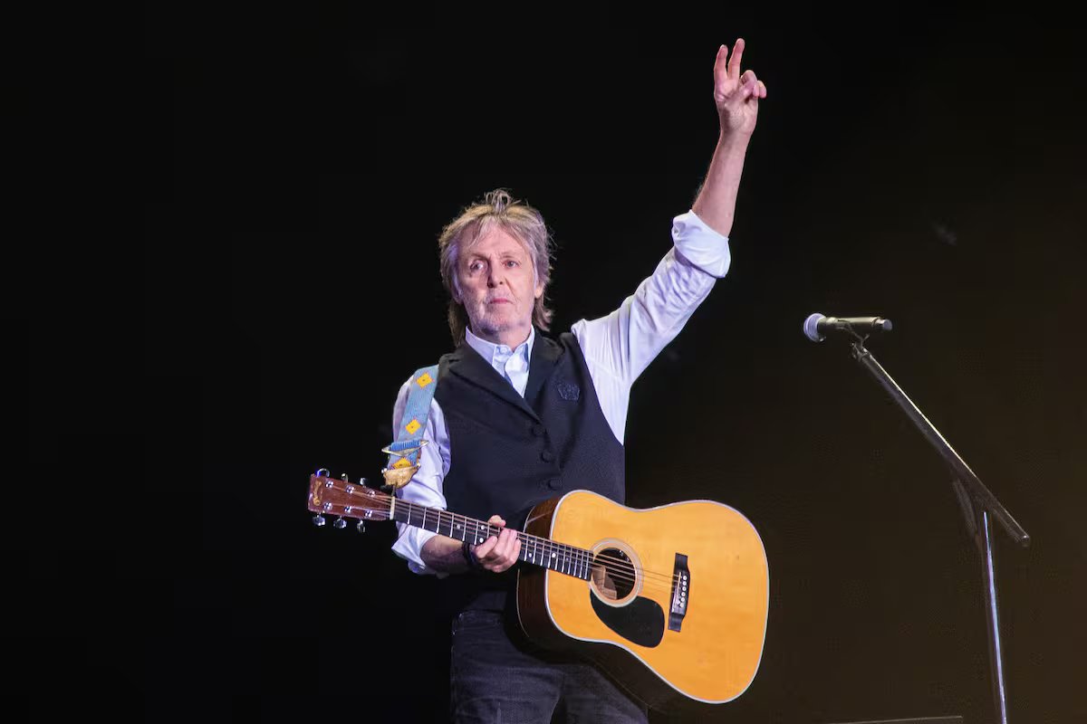 LA NACION 104.9 + MORE MÚSICA convida você para o novo álbum de Paul McCartney Listening Party