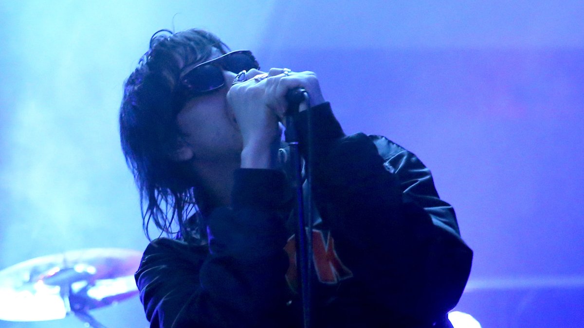 Letra de ‘Falling Out of Love’: The Strokes retorna com ‘Reality Awaits’ – Just Jared – Notícias e fofocas de celebridades
