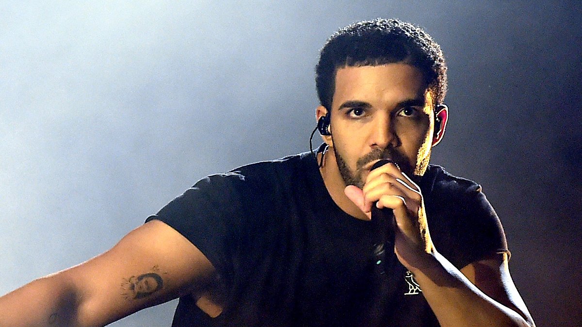 Letra de ‘Whisper My Name’: a nova música de Drake é elogiada pela batida estelar – ouça agora! – Just Jared – Notícias e fofocas sobre celebridades