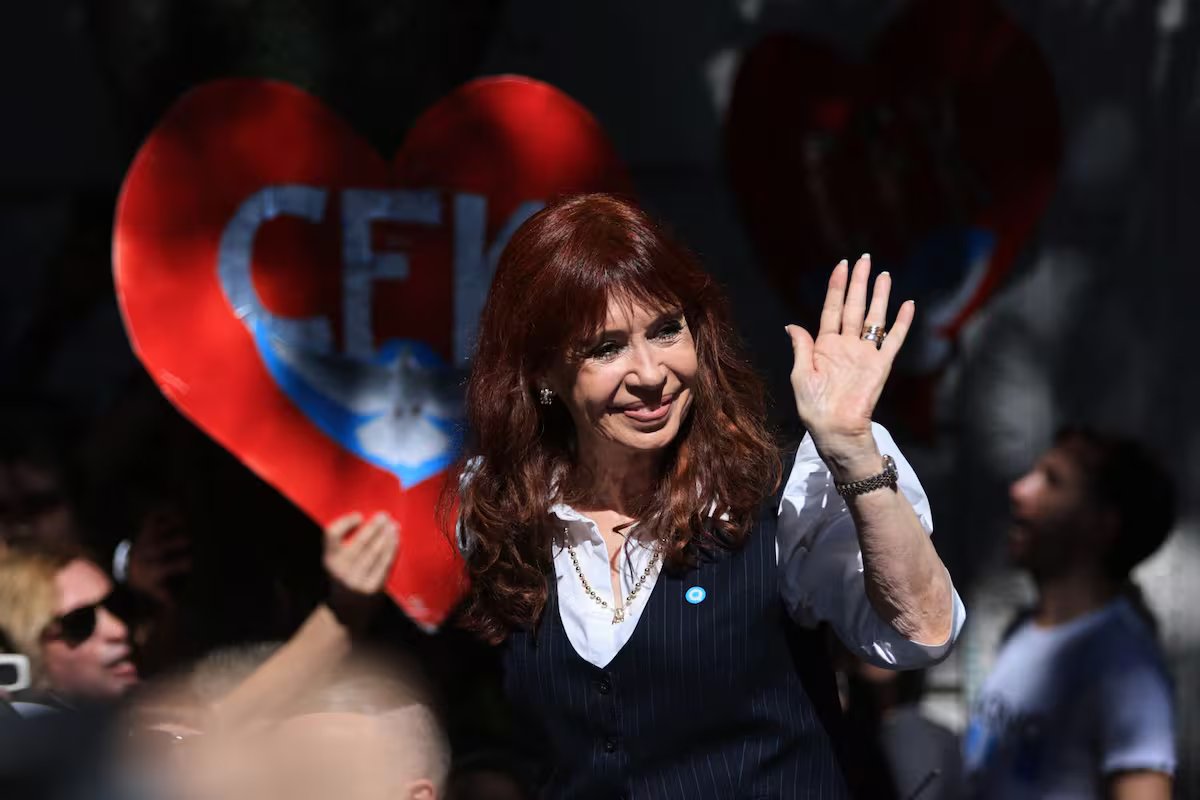 Má sorte para Christina Kirchner e seus filhos. O Tribunal de Cassação confirmou o confisco de seus bens.