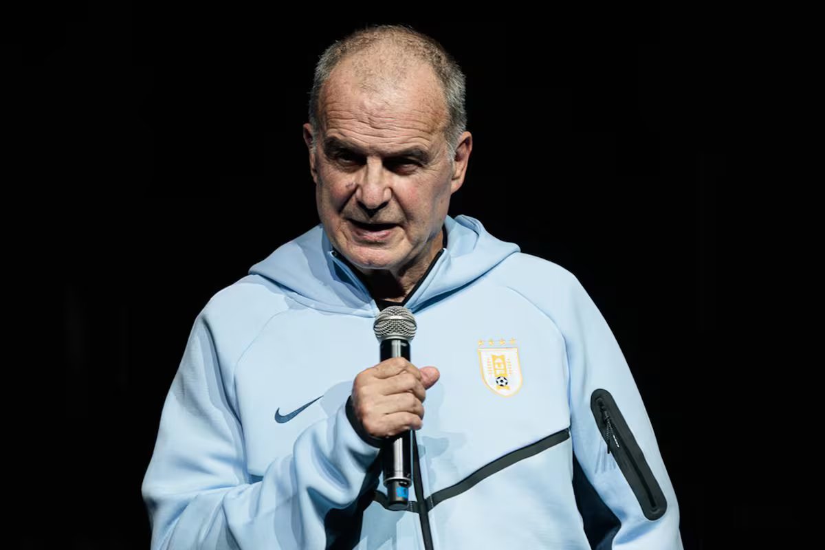 Marcelo Bielsa confirmou que deixará o Uruguai após a Copa do Mundo