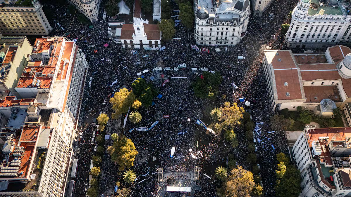 Marcha universitária, ao vivo. tudo sobre a mobilização para a Plaza de Mayo hoje, terça-feira, 12 de maio