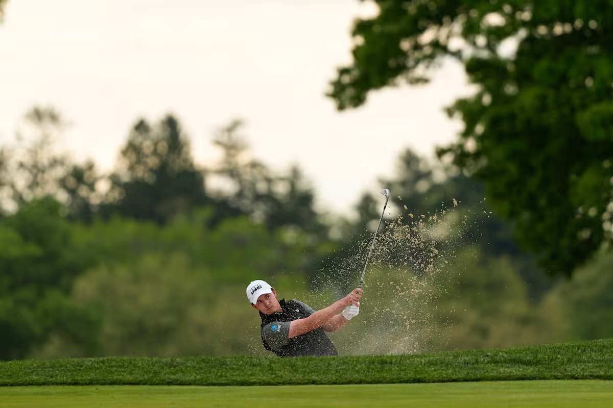 Maverick McNealy, filho de um bilionário que desistiu de sua fortuna e busca a glória do PGA Championship