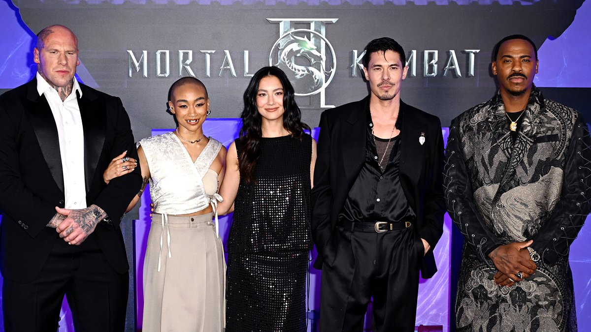 Membros do elenco de ‘Mortal Kombat 2’ participam de evento de fãs em Londres para estreia europeia! – Just Jared – Notícias e fofocas sobre celebridades