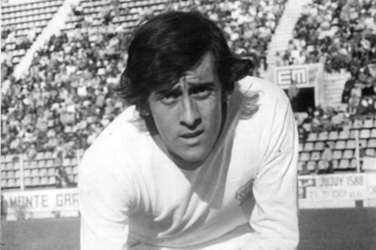 Morreu o atacante Roque Avalai, que integrou o famoso time campeão do Huracán em 1973.
