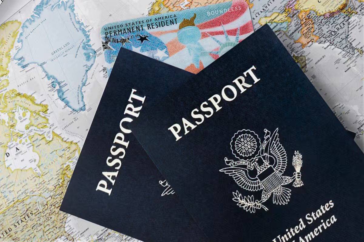 Mudando o passaporte dos EUA. uma maneira de remover uma versão histórica de um documento