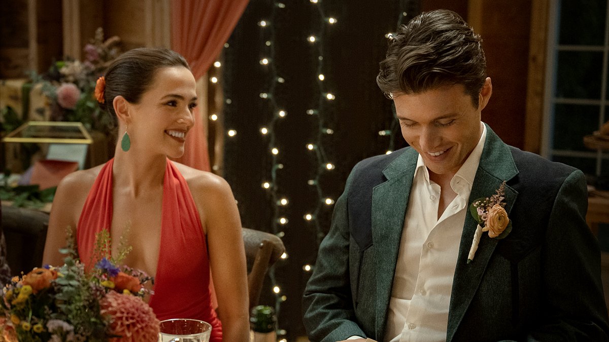 Netflix compartilha as primeiras fotos de ‘Correios de voz para Isabelle’, novo filme de romance estrelado por Zoey Deutch e Nick Robinson! – Just Jared – Notícias e fofocas sobre celebridades