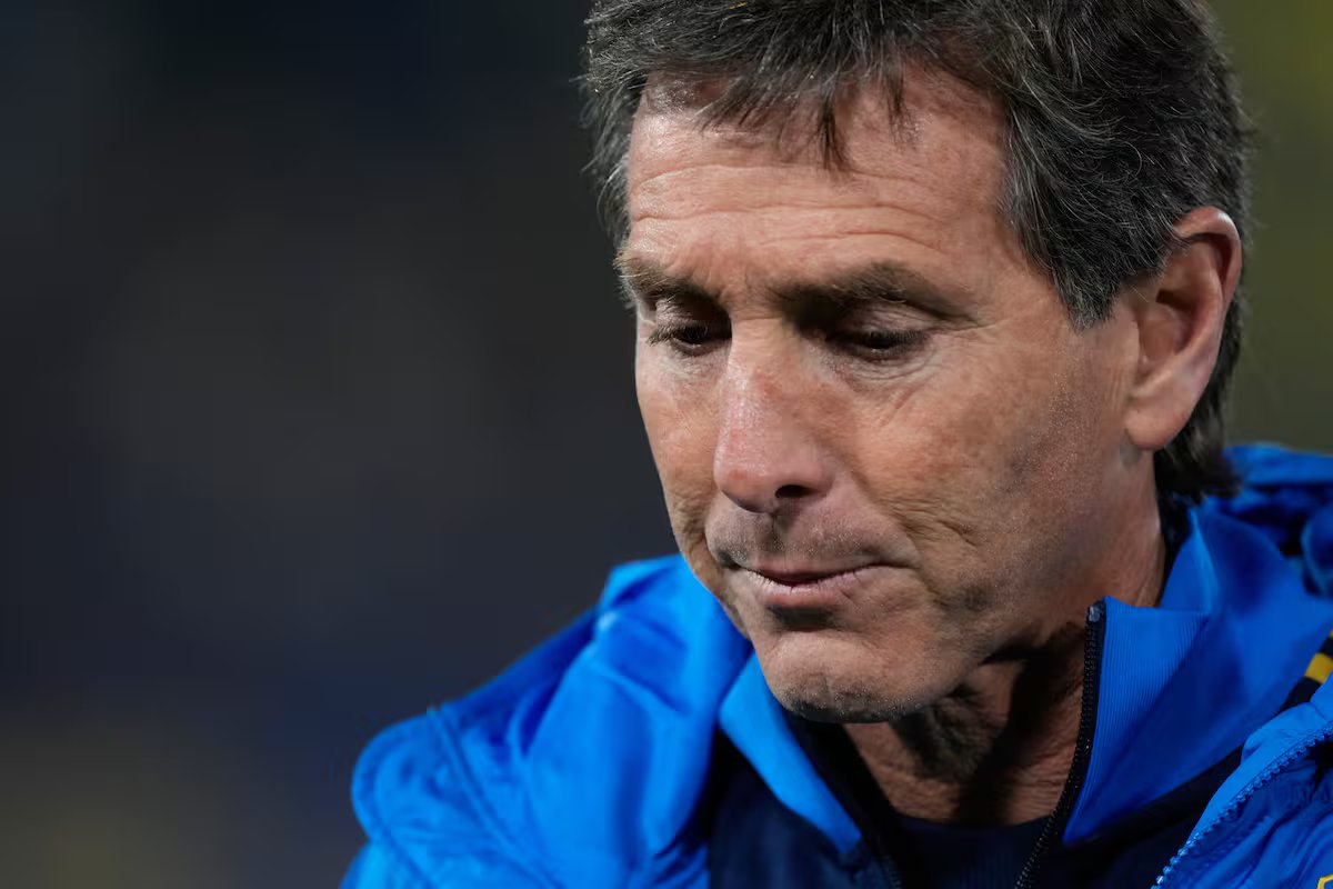 Números do ciclo de Claudio Ubeda no Boca e derrotas em partidas cruciais.