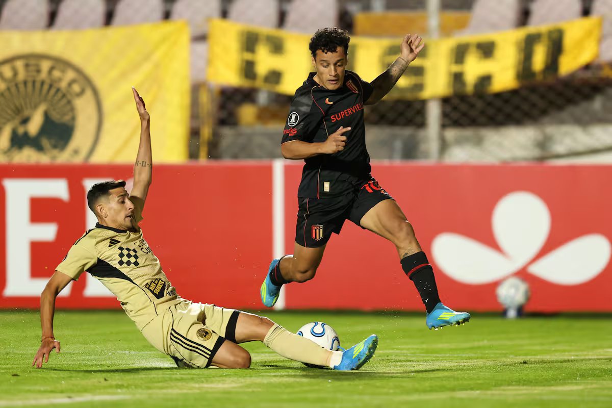 O Estudiantes empatou a Taça Libertadores em Cusco. O pedigree da Copa Libertadores e as armas de Muslera