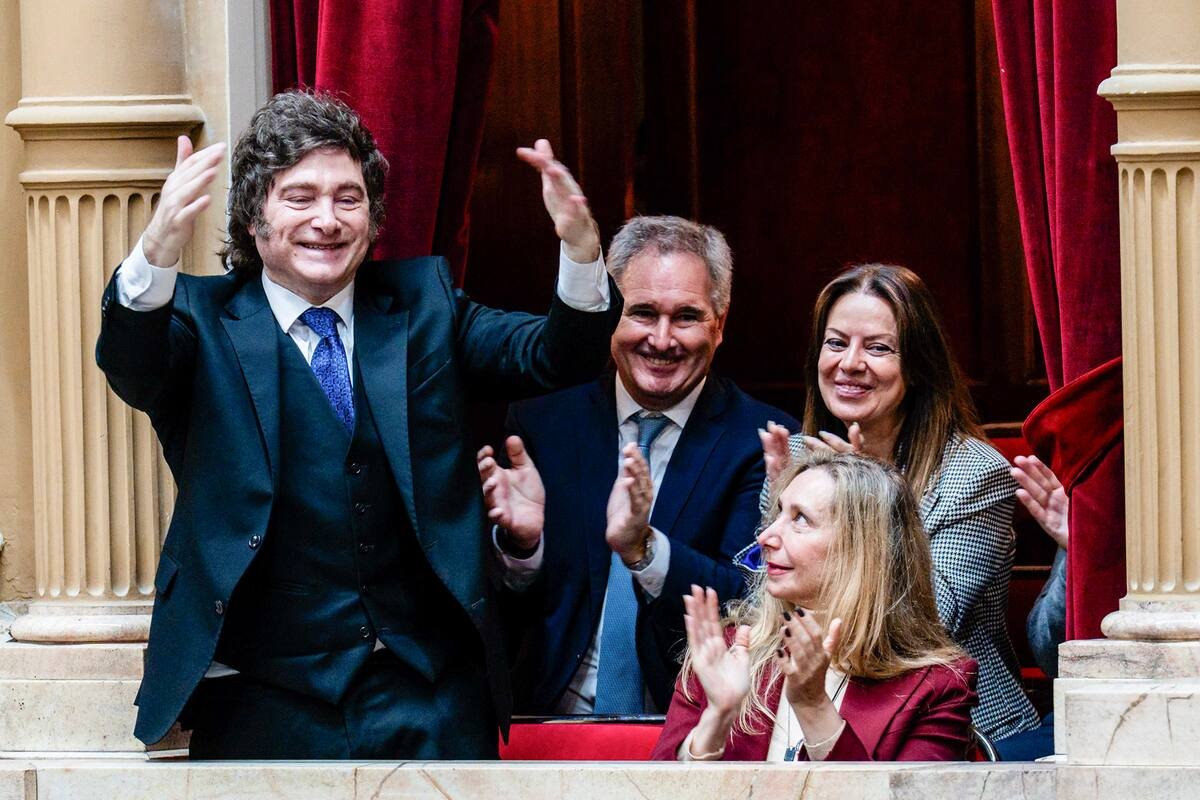 O governo não cede à sua posição após a marcha universitária e espera que o tribunal resolva a questão do financiamento