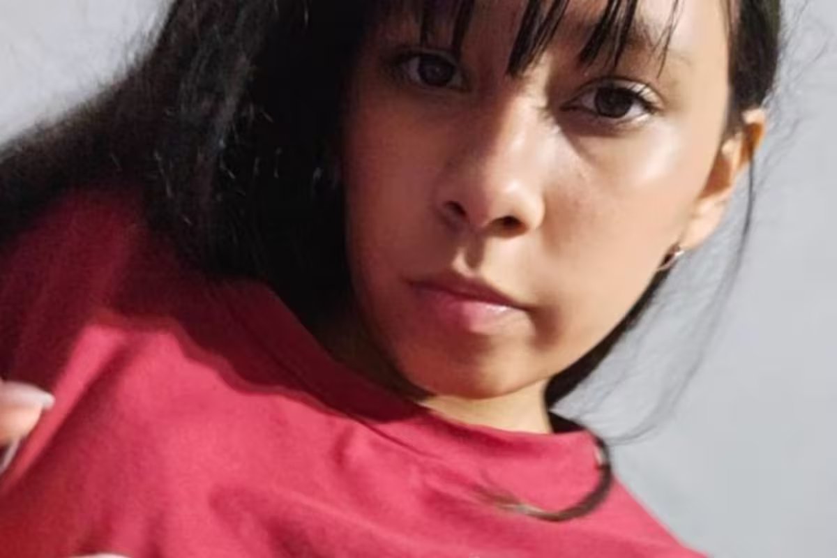 O pai de Agostina Vega disse que conversou com a detida e apontou o entorno de sua mãe.
