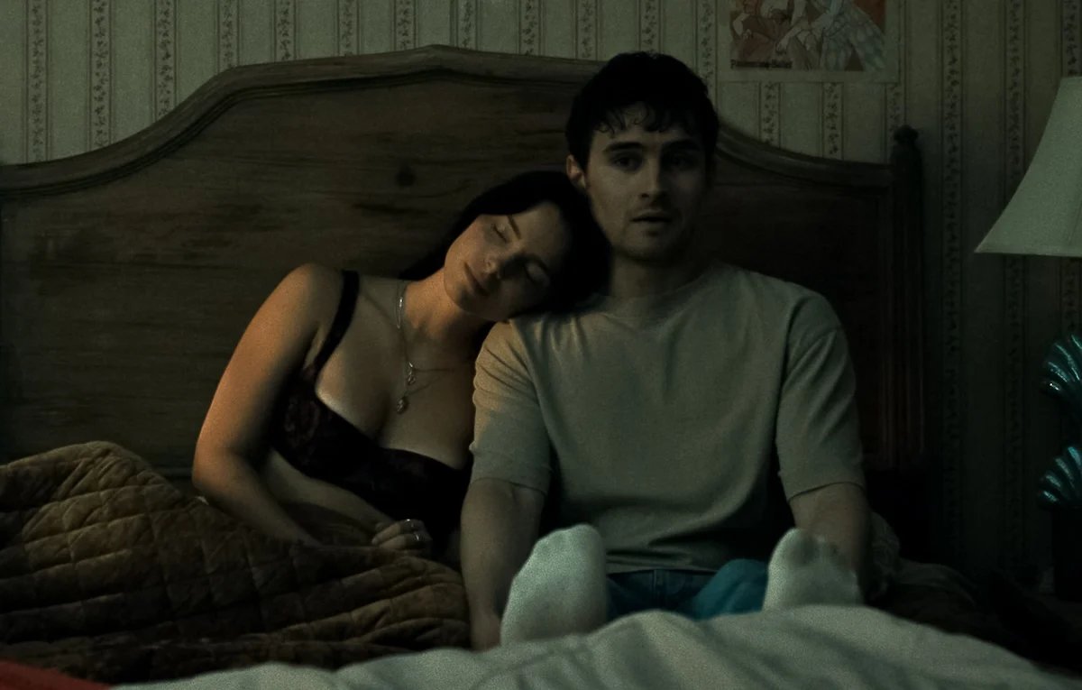 ‘Obsession’ dispara novamente para o terceiro fim de semana de bilheteria, o primeiro desde ‘ET’ em 1982 – Just Jared – Celebrity News & Gossip
