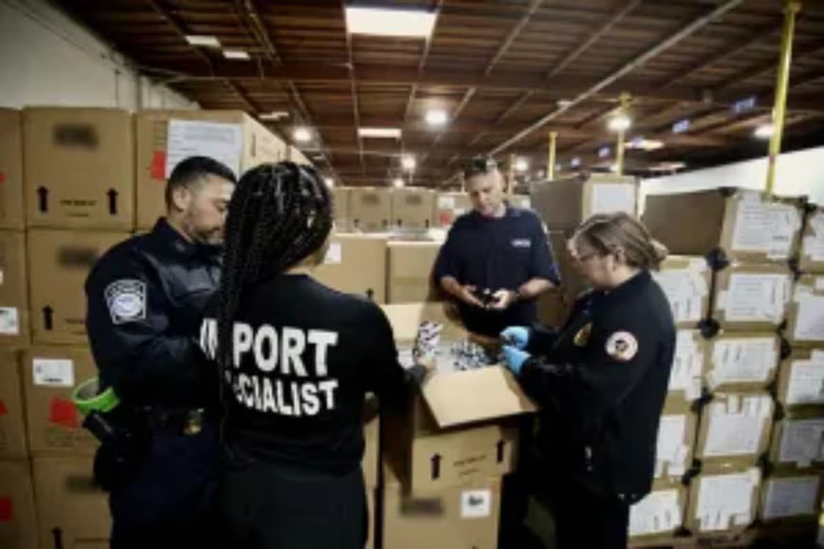 Operação “Névoa Vermelha”. milhões de dólares em cargas não autorizadas que a CBP apreendeu de navios chineses