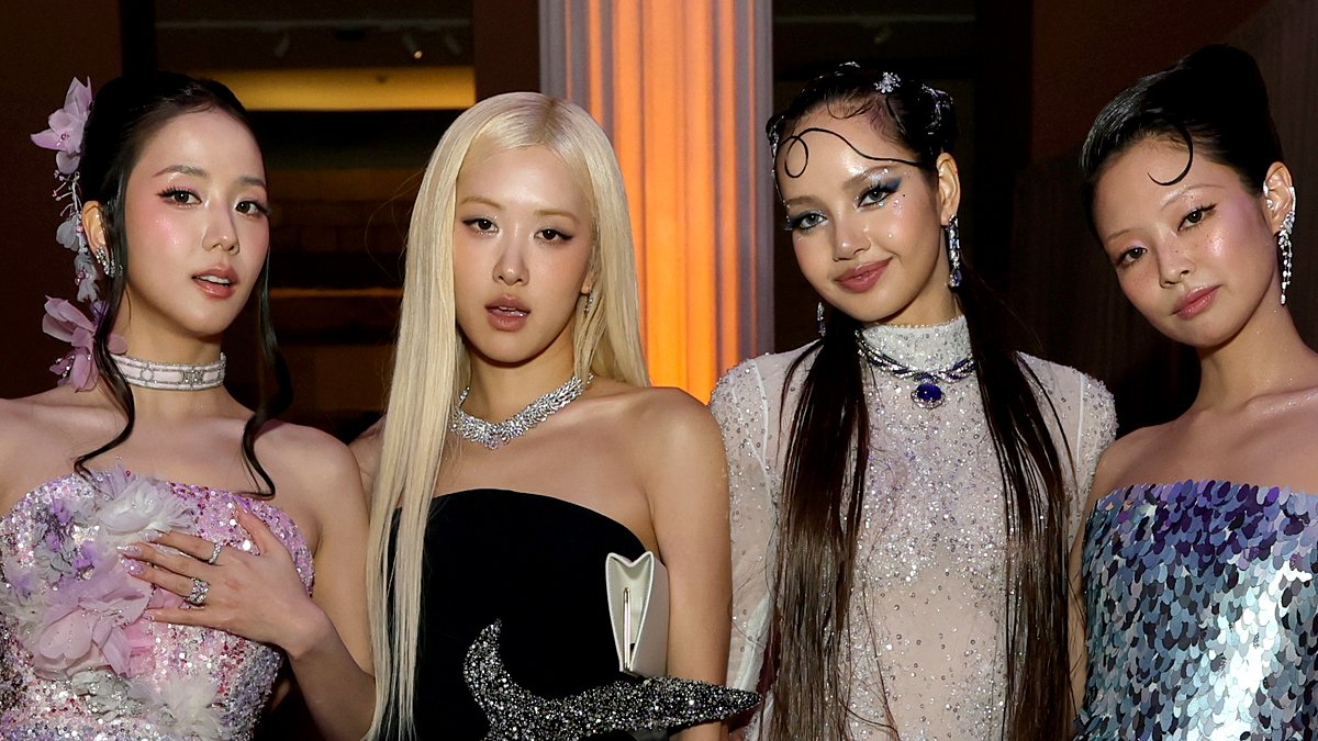 Os 4 cantores do BLACKPINK compareceram juntos ao Met Gala pela primeira vez! – Just Jared – Notícias e fofocas sobre celebridades