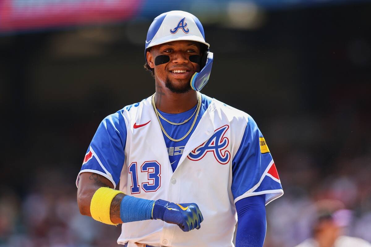 Os tênis de beisebol de Ronald Acuña Jr. e o colorway da marca que leva seu nome