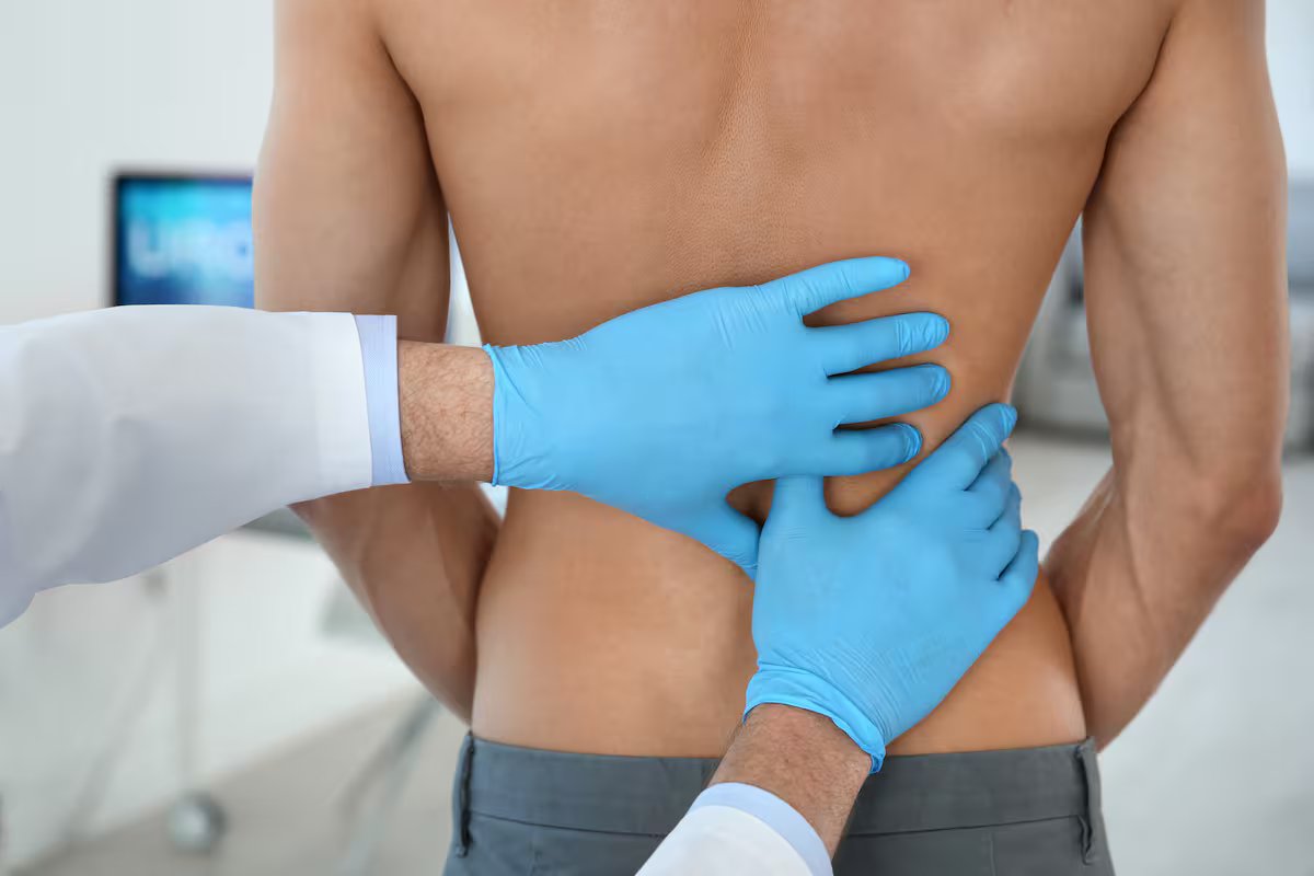 Pablo Mateo, urologista. “Existem sete hábitos que protegem a função renal precoce”