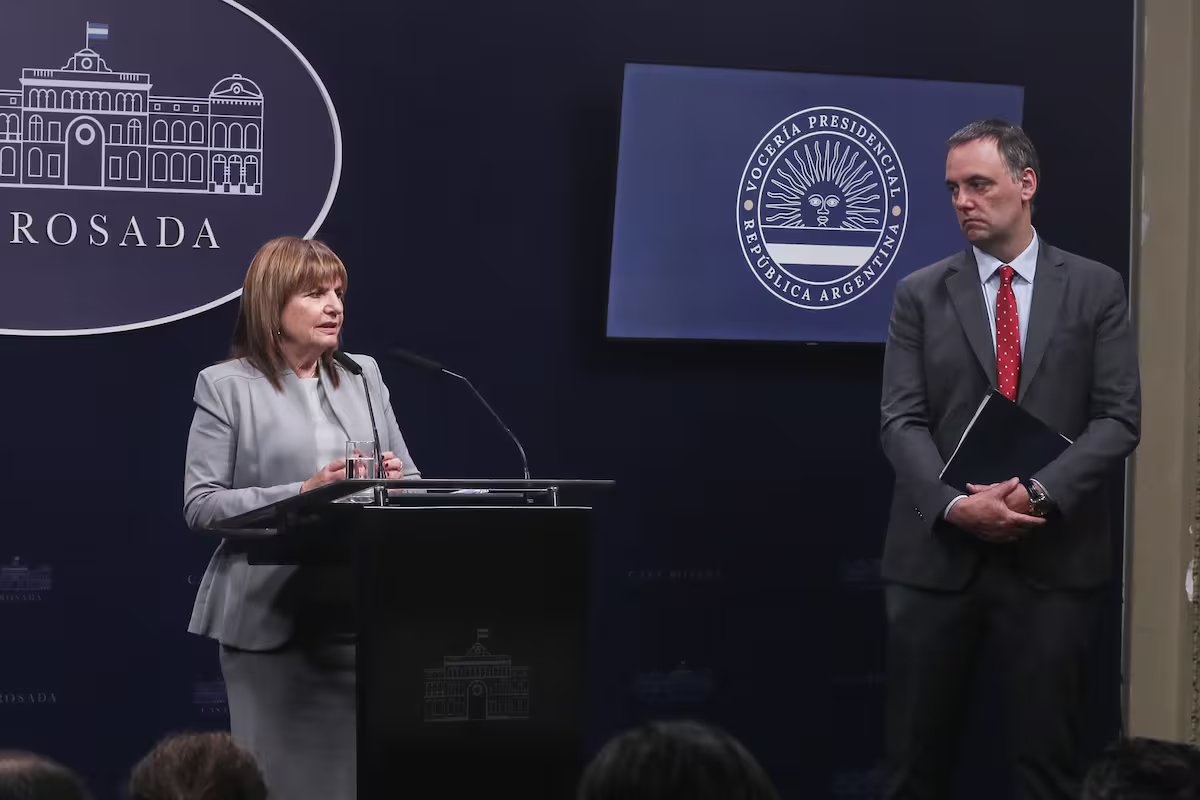 Patricia Bulrich pediu a Adorni que apresentasse uma declaração juramentada de seus bens “imediatamente”