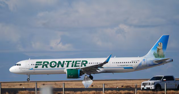 Pedestre morreu após ser atropelado por um avião da Frontier Airlines que decolava no aeroporto de Denver – Deseret News