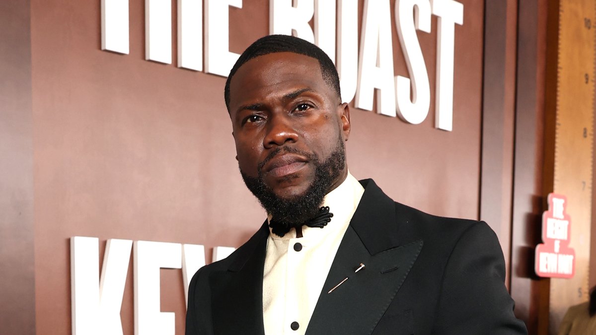 Piadas cortadas de ‘The Roast of Kevin Hart’: falas que não foram ao ar – Just Jared – Celebrity News & Gossip