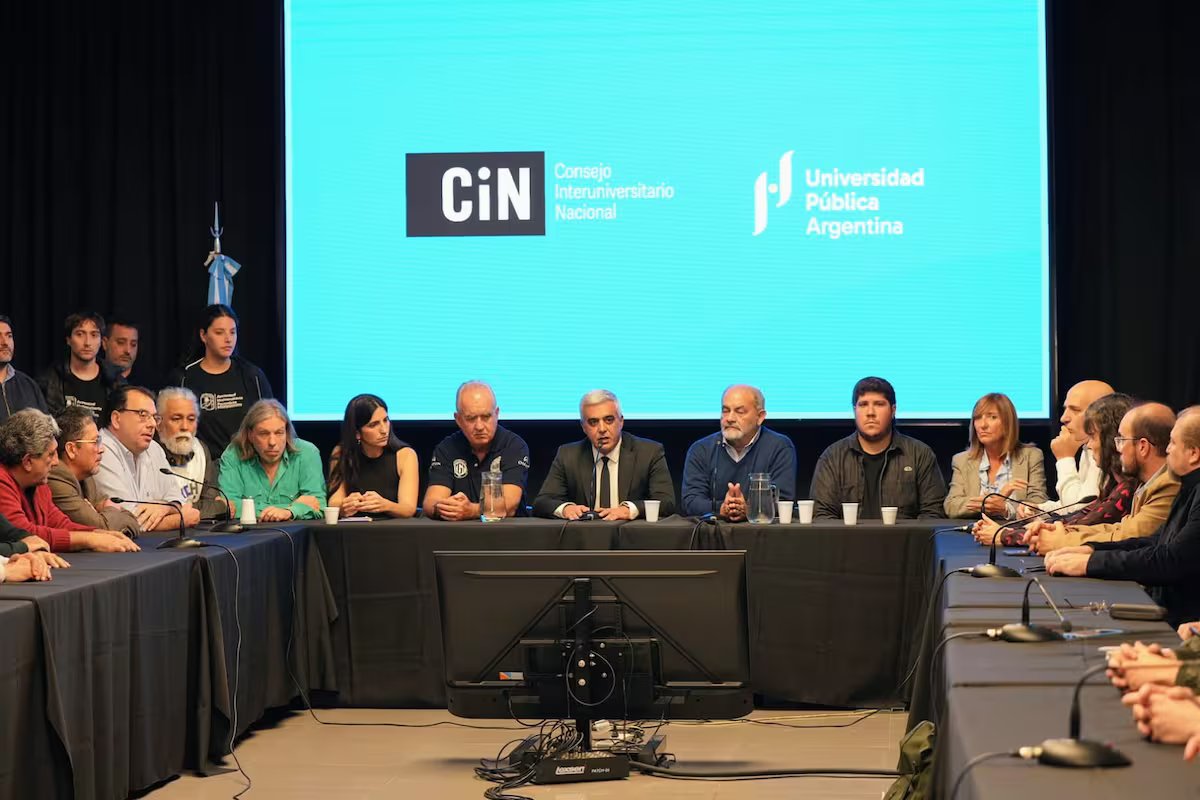 Reitores de universidades nacionais convocaram uma marcha federal. “Somos metade de nossas possibilidades.”