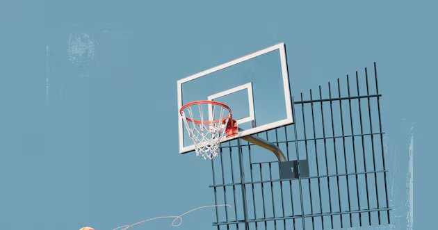 Relembrando um inesquecível jogo de bola na igreja/motim na prisão de Utah – Deseret News