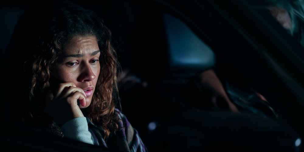 (Spoiler) morreu na 3ª temporada de euforia? Episódio 5 provoca possível morte de um personagem importante – Just Jared – Notícias e fofocas de celebridades