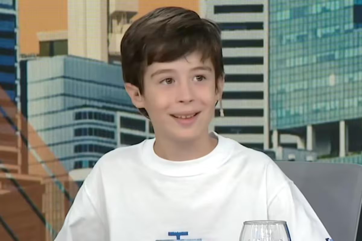 Stefano Marconi Sgroi, o menino de 9 anos que é torcedor do Colapinto e tem o QI mais alto do país.