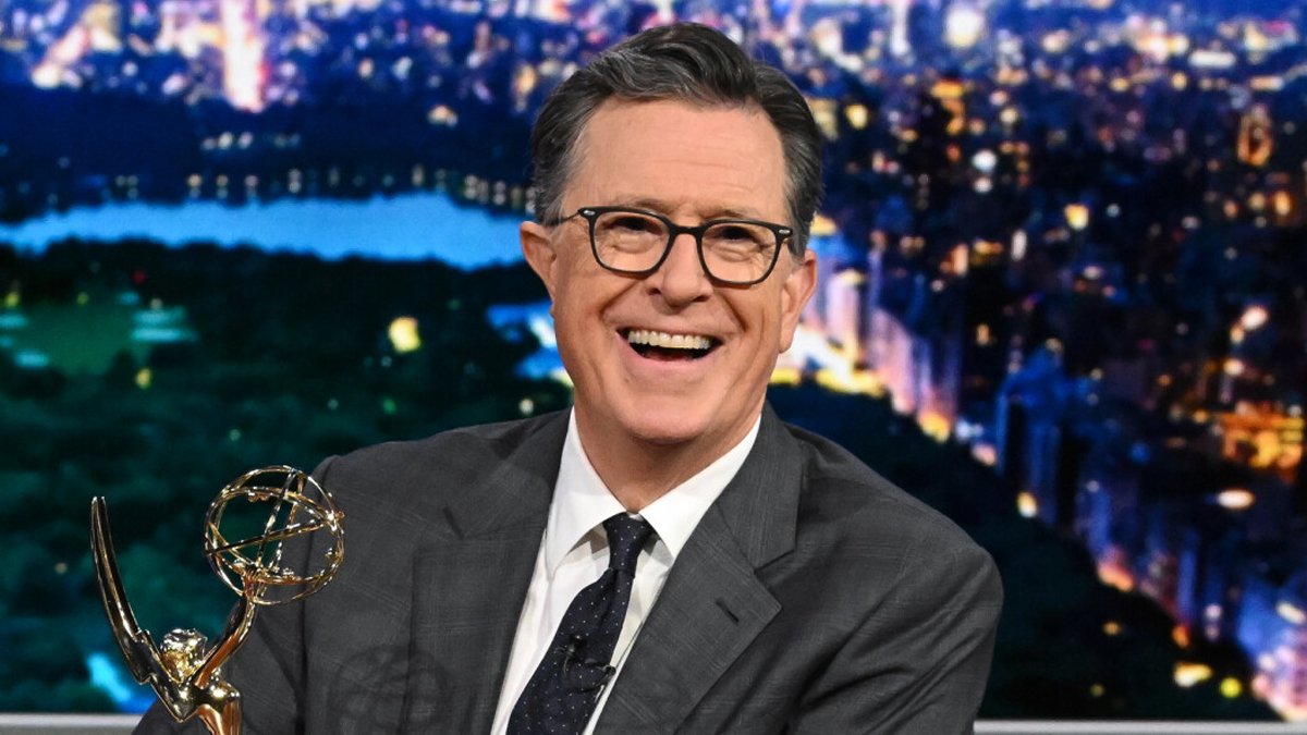 Stephen Colbert nomeia figura pública que deseja entrevistar antes do fim de ‘The Late Show’ – Just Jared – Notícias e fofocas de celebridades