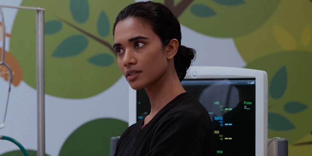 Supriya Ganesh do Pitt reage à manifestação de apoio dos fãs em meio às notícias de saída da série, compartilha o que ela sentirá falta – Just Jared – Notícias e fofocas de celebridades