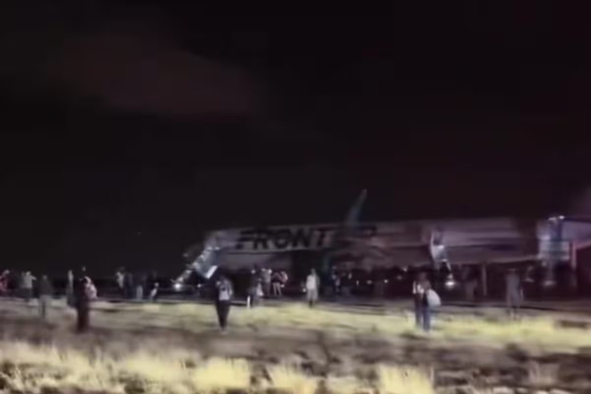 Um avião atropelou um pedestre no aeroporto de Denver e morreu