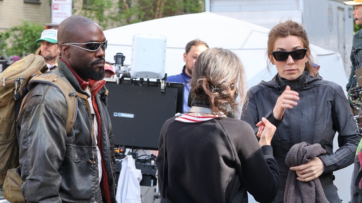 Vanessa Kirby e Yahya Abdul-Mateen II cenas do filme para o novo thriller de ficção científica ‘Liminal’ no Queens – Just Jared – Notícias e fofocas de celebridades