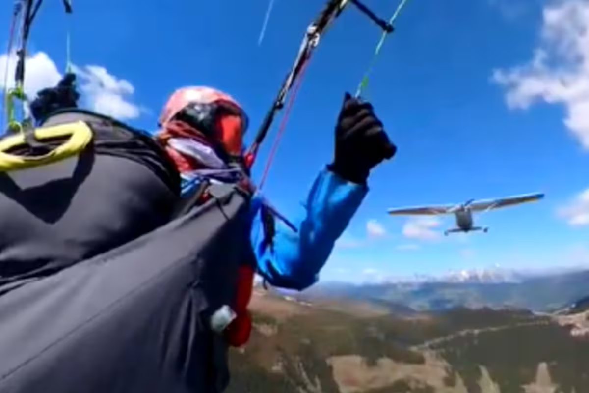 Vídeo: Uma mulher praticava parapente na Áustria quando foi atropelada por um pequeno avião