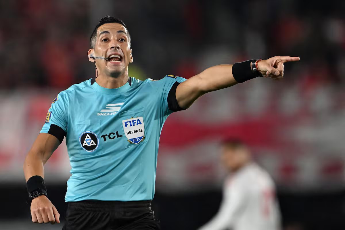 Yael Falcon Perez será o árbitro da final do torneio River-Belgrano Apertura.