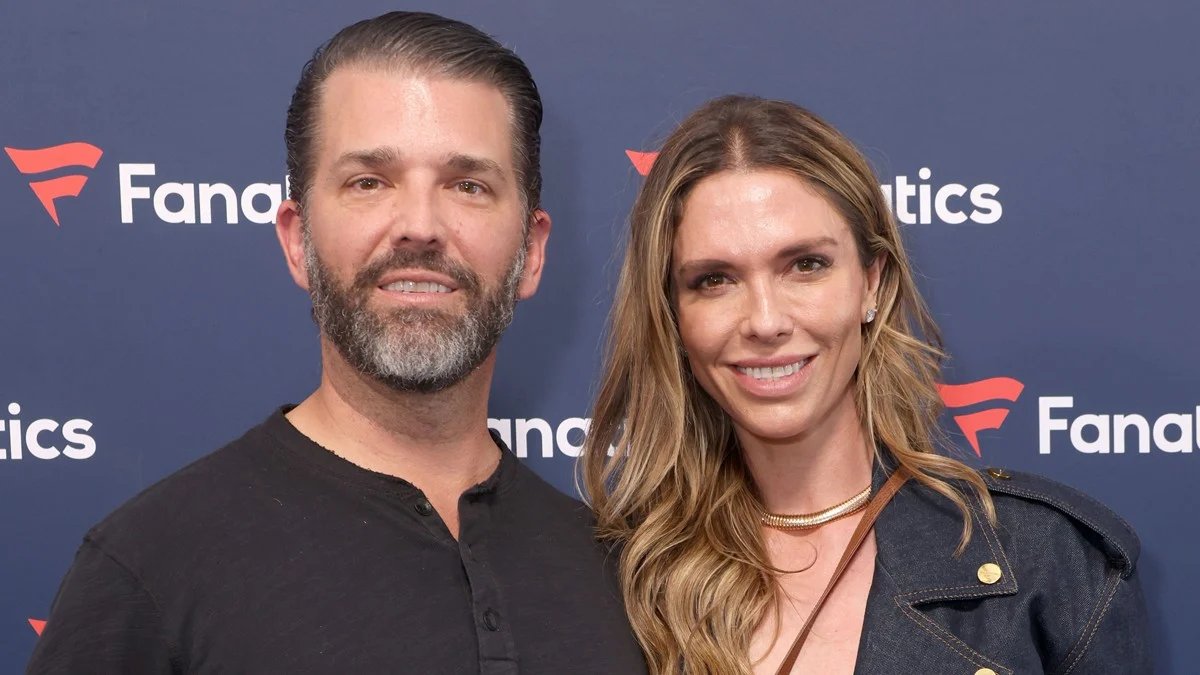 e Bettina Anderson vão se casar pela segunda vez nas Bahamas com a presença de três de seus quatro irmãos – Just Jared – Celebrity News & Gossip